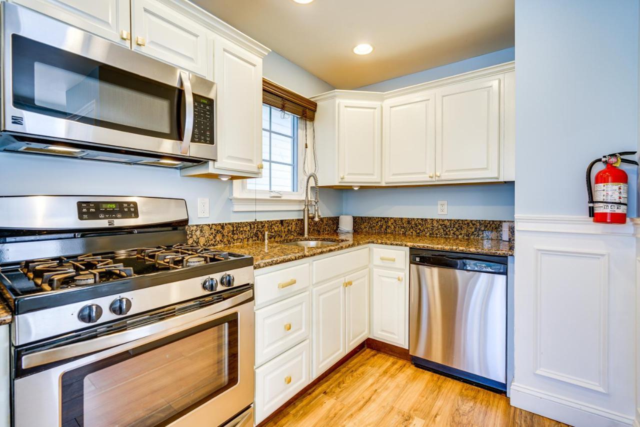 New Jersey Abode - Near Theme Parks, Walk To Beach Keansburg Extérieur photo